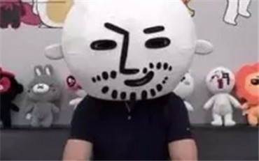 還在(zài)苦苦掙紮的(de)内容創業者，誰能成爲(wéi / wèi)下一(yī / yì ／yí)個(gè)同道(dào)大(dà)叔？